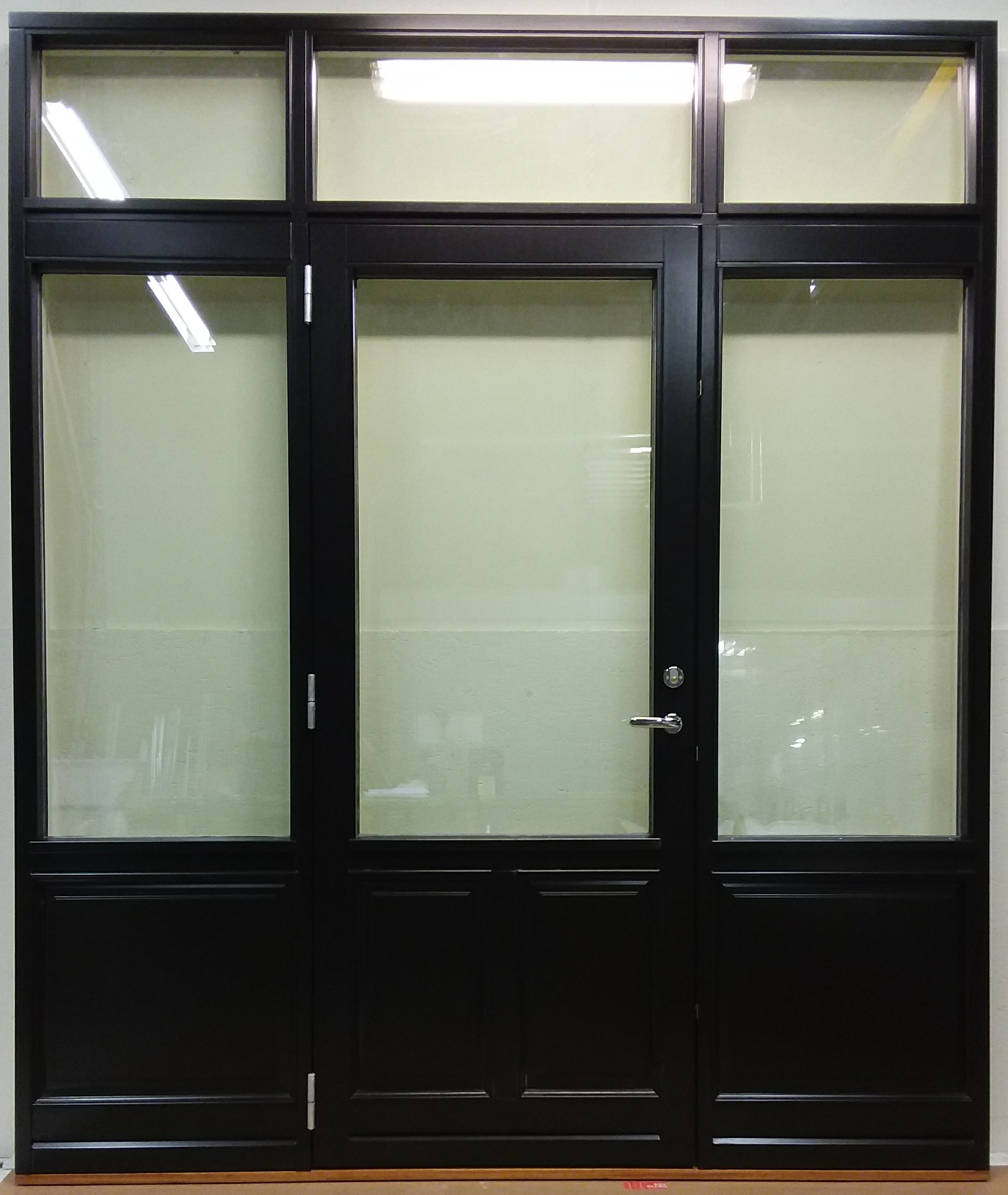 Balkongd%C3%B8r%20med%20sidefelt%20SF21%20og%20overlys%2033393%20Sentrum%20Bygg