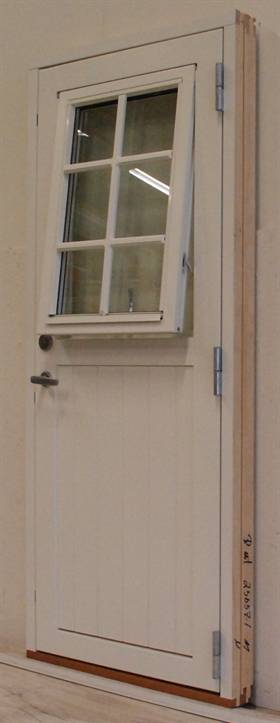 balkongd%C3%B8r%20240%20med%20lukkeramme%20malt