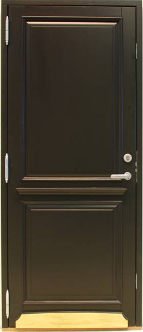 hovedd%C3%B8r%20222%20med%20brystningslist%20og%20pyntevannstokk%20malt