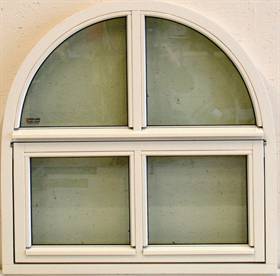 buevindu%203-fags%20med%20topphengslet%20ramme%20nede%20utadsl%C3%A5ende