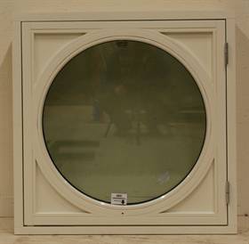 vindu%20med%20rundt%20glass%20utadsl%C3%A5ende