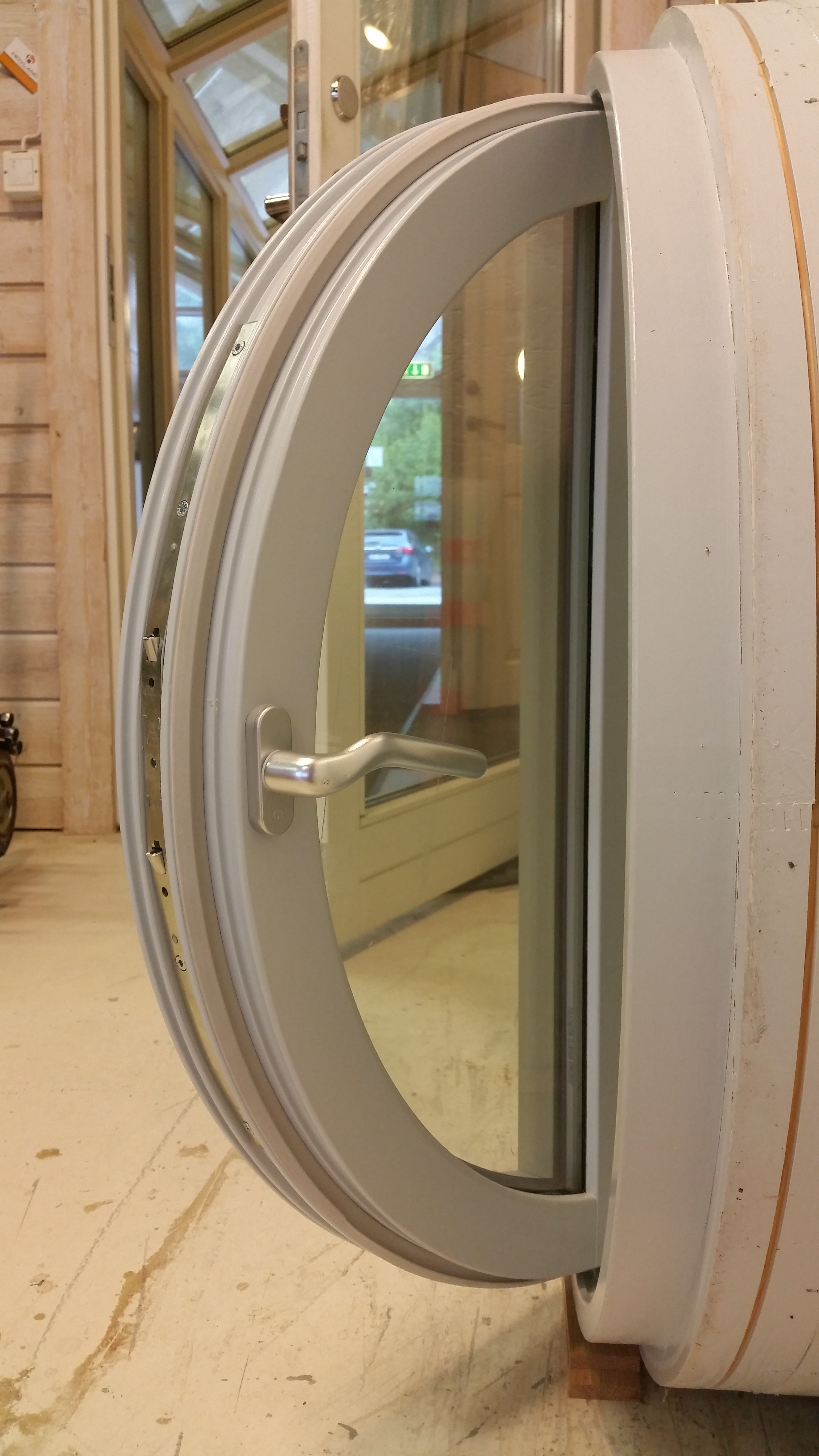 Rundt%202-fags%20vindu%20(2)%20Saga%20Bygg%2033058